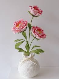 Ivory Crochet Peony - Single Stem